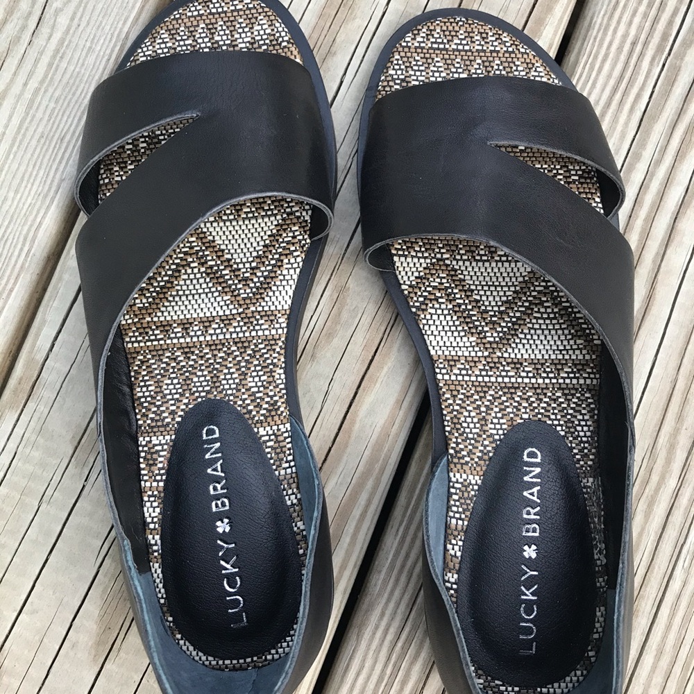 NWT Lucky Brand Sandals